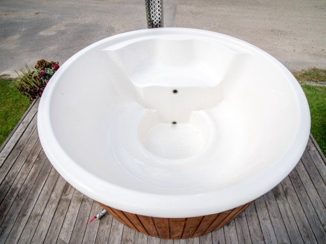 Viking Industrier 1.8 M 5 Person Hot Tub with Integrated Heater (FBH04)