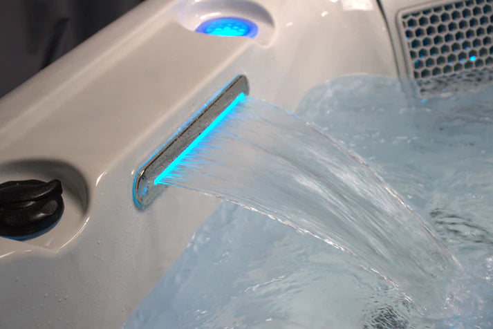 Canadian Spa Company Cambridge Spa water jet feature on